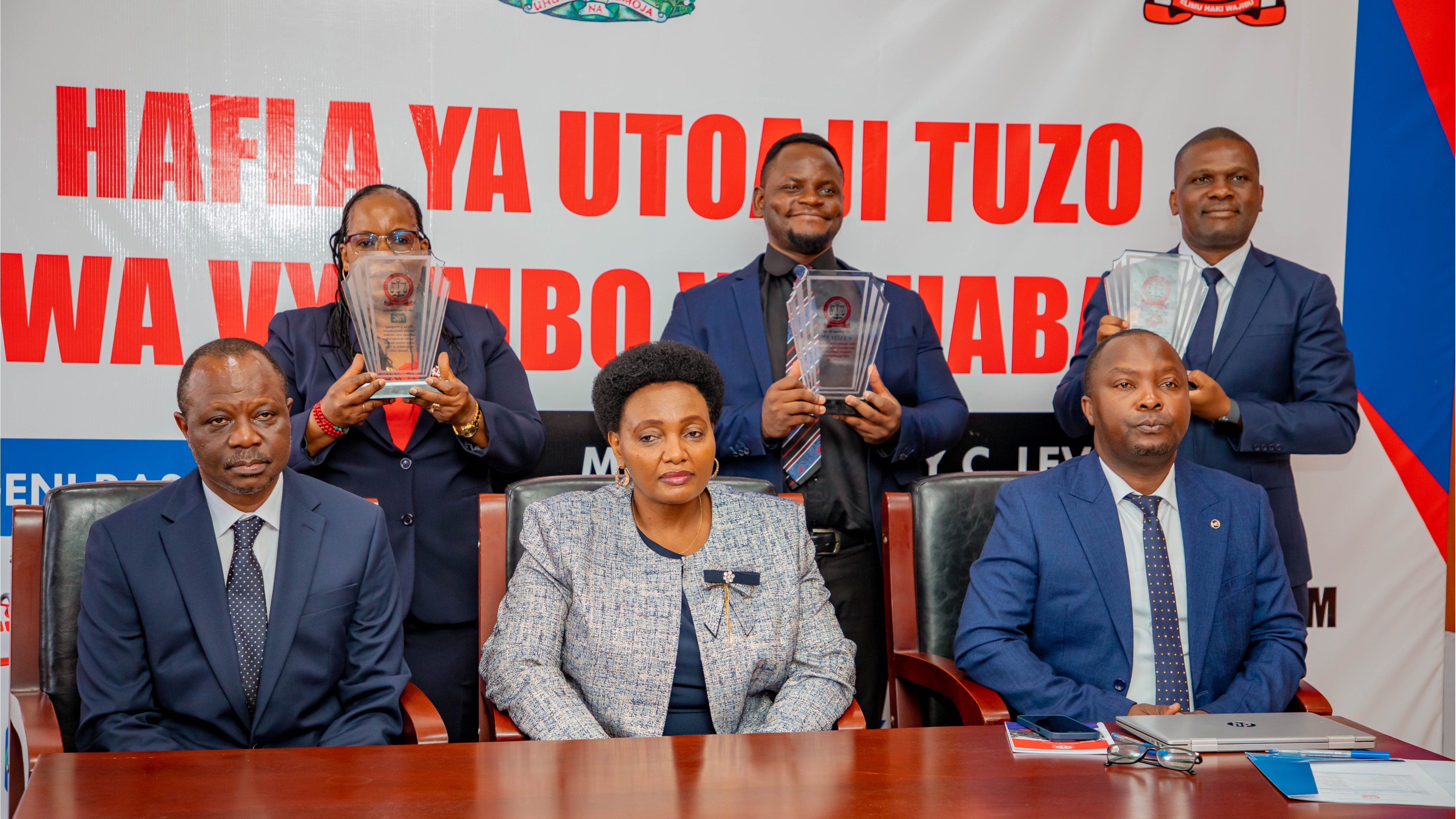 IJA YATOA TUZO KWA VYOMBO VYA HABARI KUTAMBUA MCHANGO WAO KATIKA MAFANIKIO YA CHUO